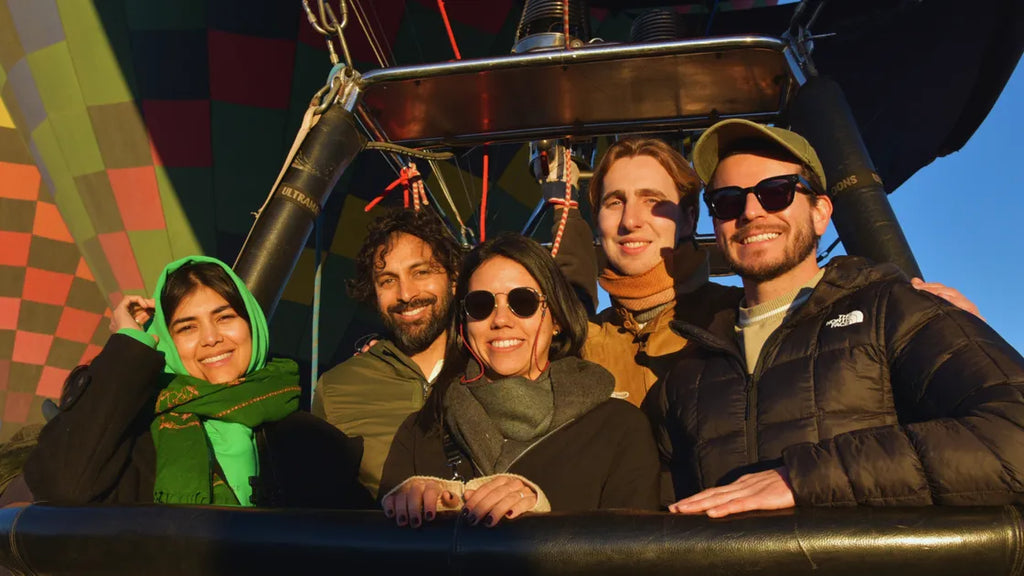 Amanecer en Teotihuacán: Vuelo en Globo Aerostático