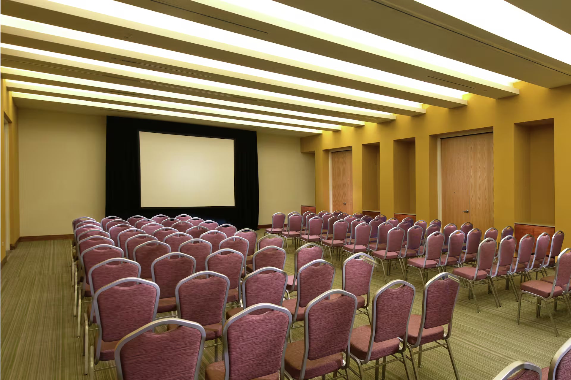 Hilton Garden Airport: Conexión Elite & Business | Monterrey Internacional