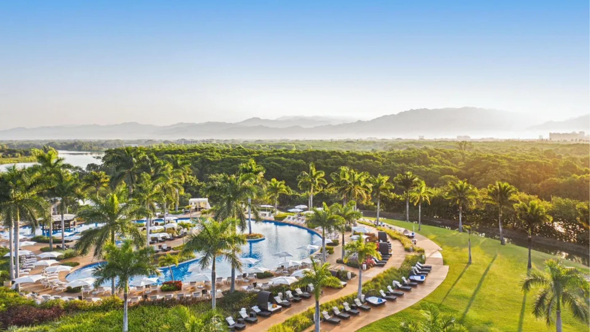 BON Hotel at VidantaWorld: Suite Familiar de Lujo - Semana de Pascua 2026