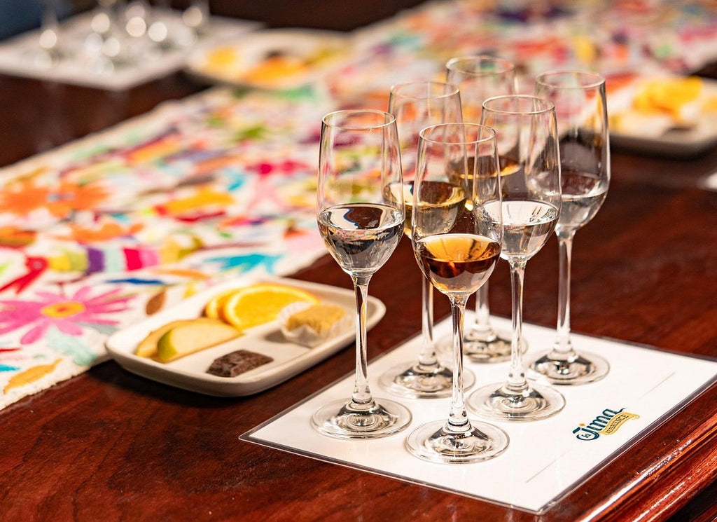 VIP Tequila Experience: Transporte de Lujo y Destilería Premium | The Summit