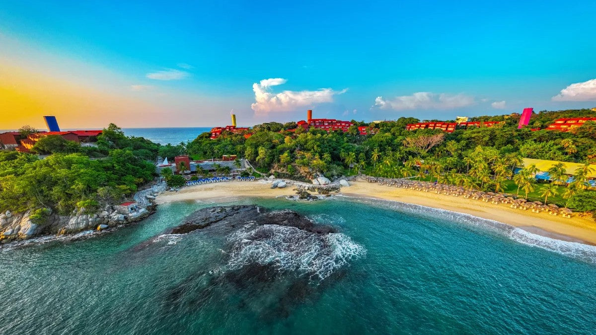Paquete Las Brisas Huatulco - Playa Privada y Naturaleza